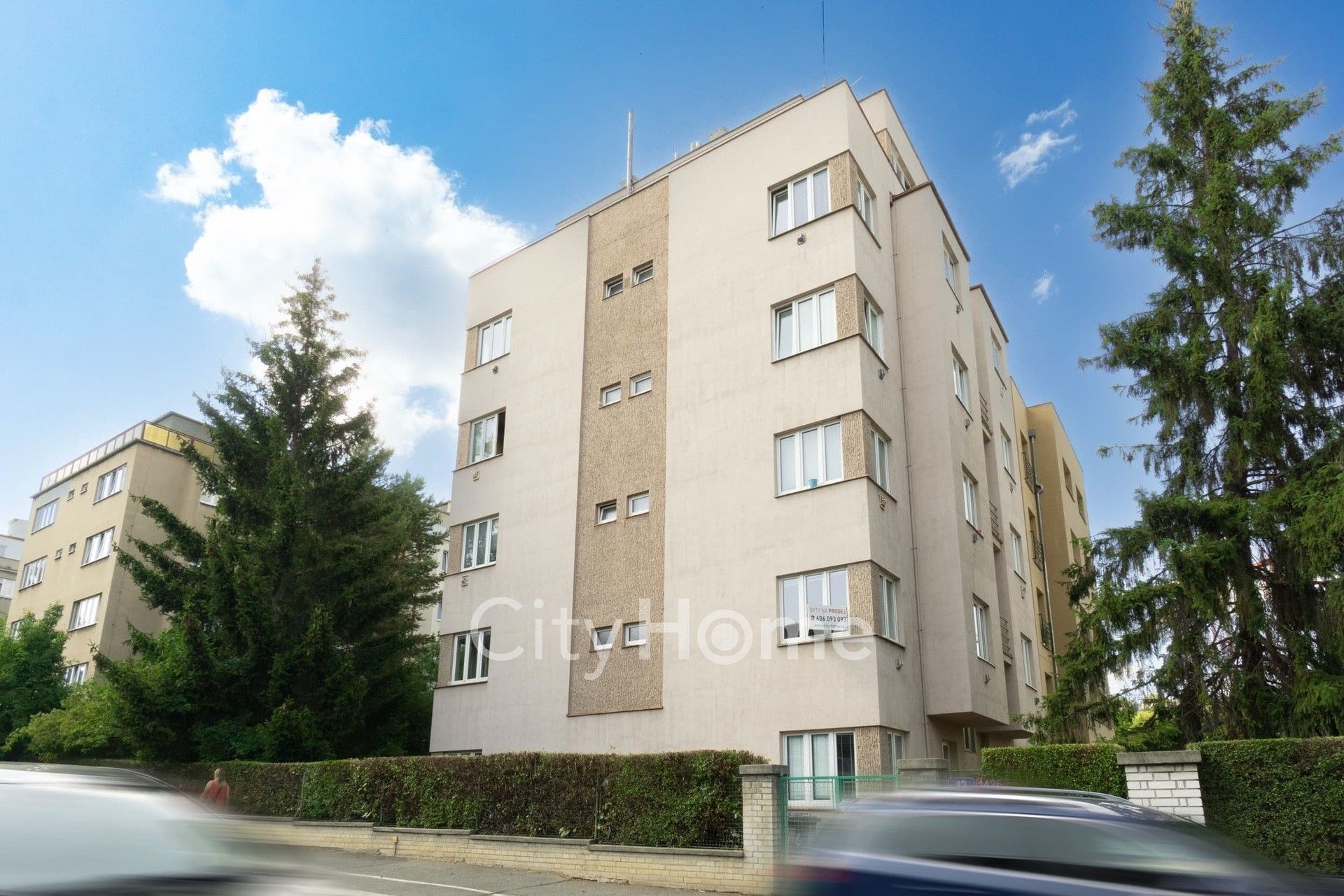 2+kk, Nad Kajetánkou, Praha, 51 m²