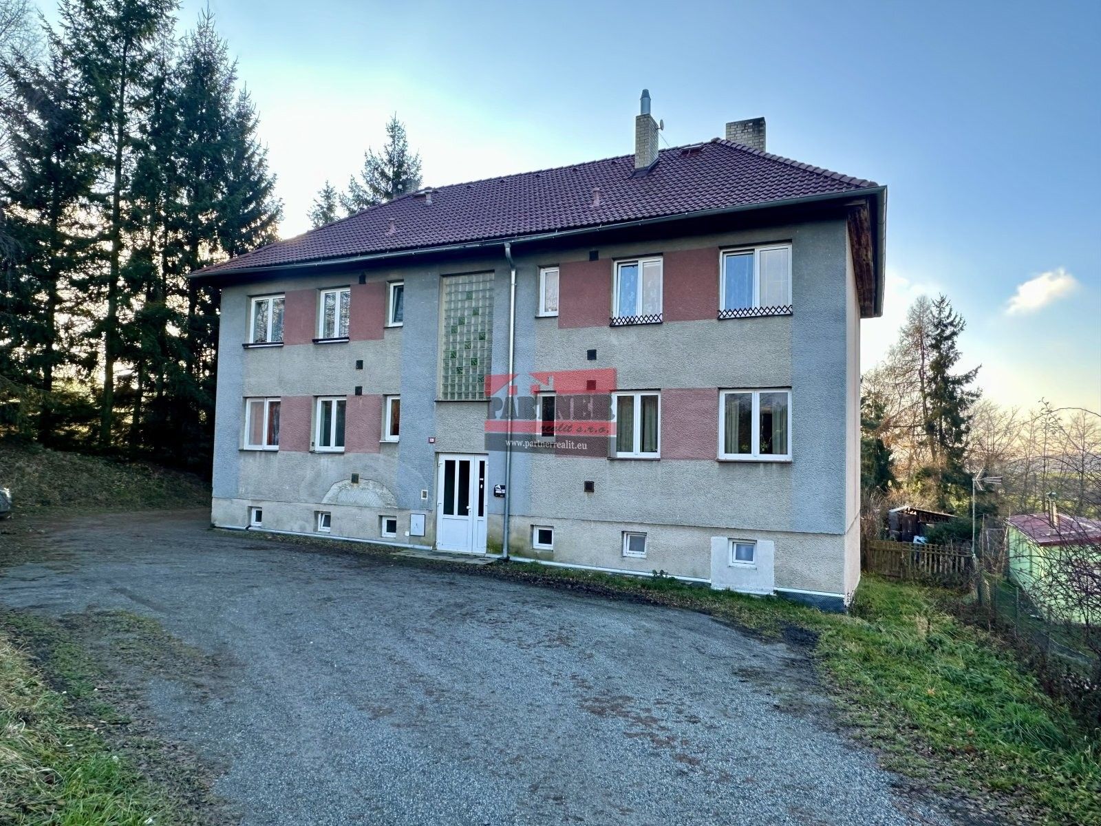 Prodej dům - Votice, 280 m²