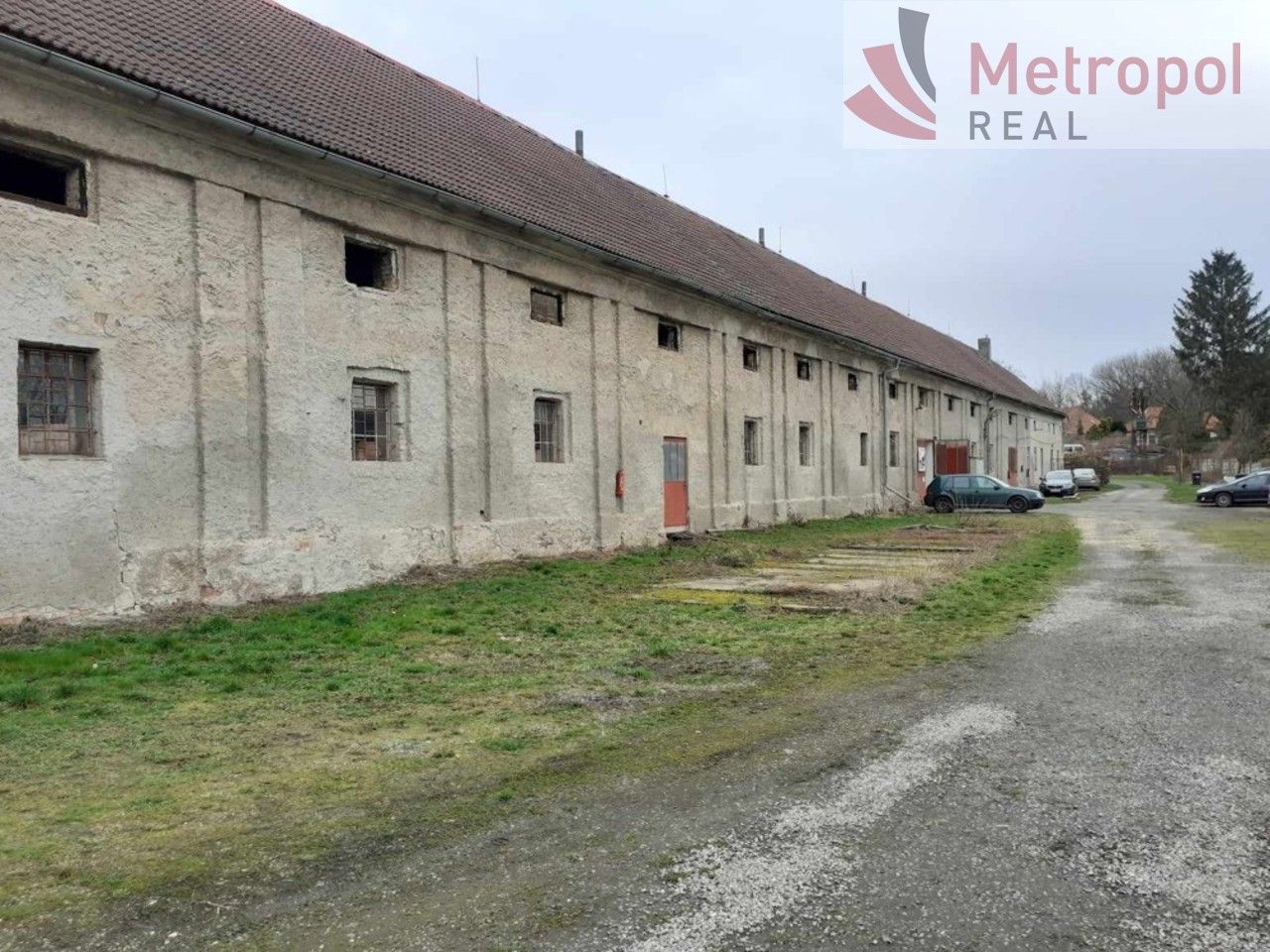 Sklady, Masarykovo nám., Nové Dvory, 2 m²