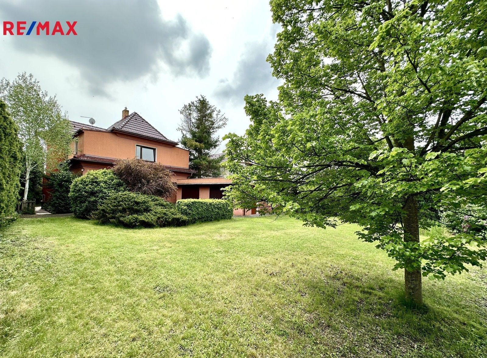 Prodej rodinný dům - Masarykova, Rudná, 219 m²