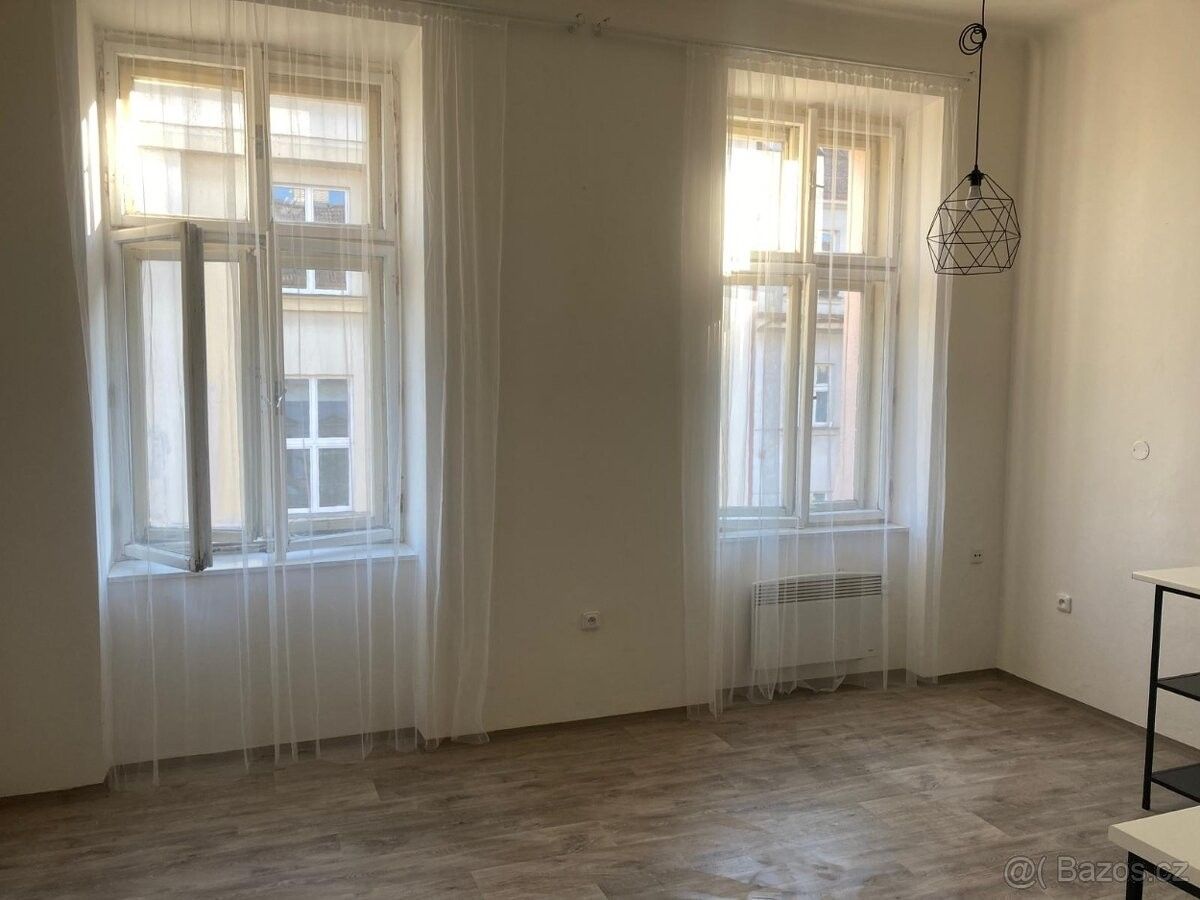 Byty, Tábor, 390 02