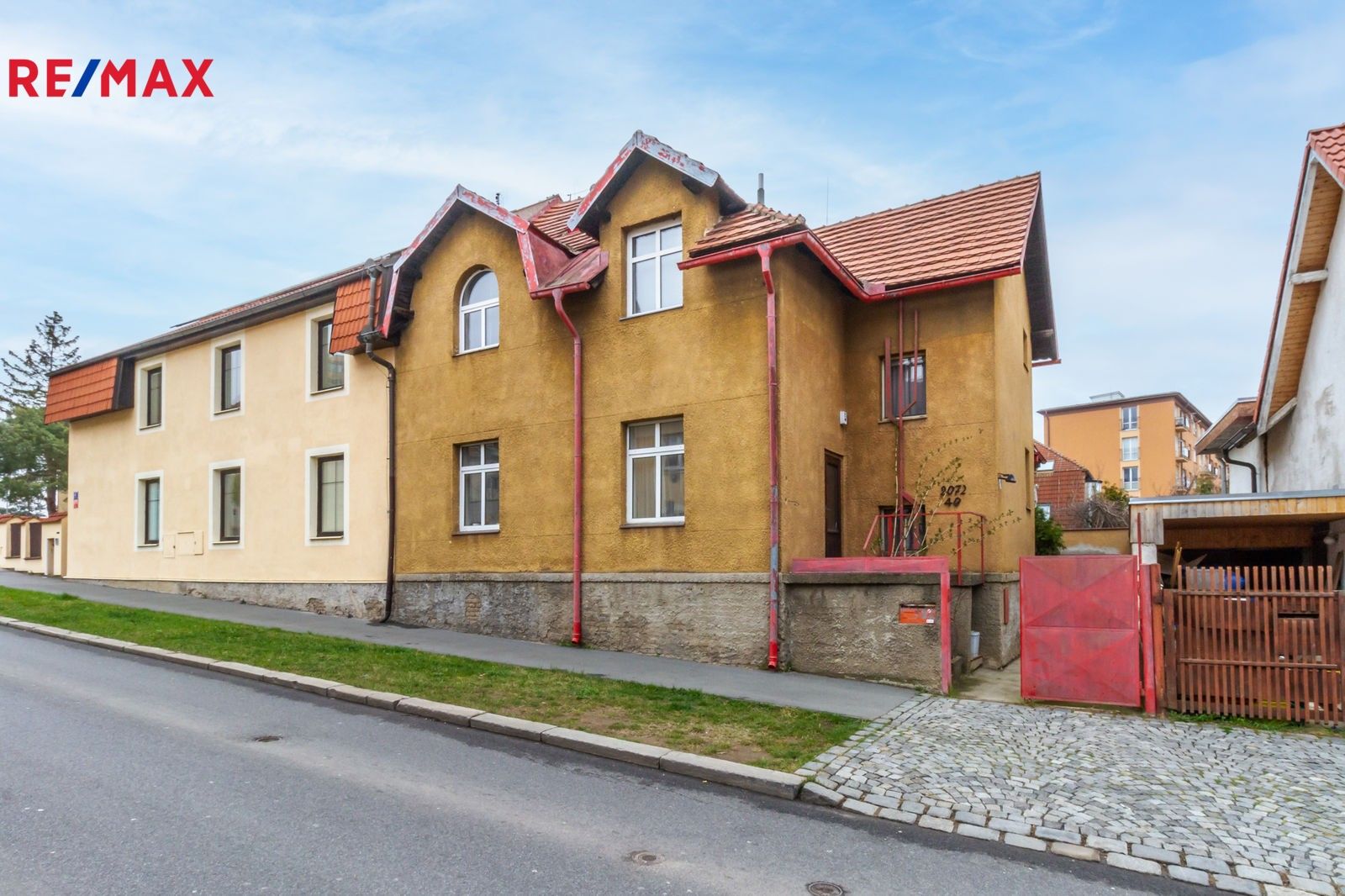 Pronájem byt 1+kk - Na Jarově, Praha, 17 m²