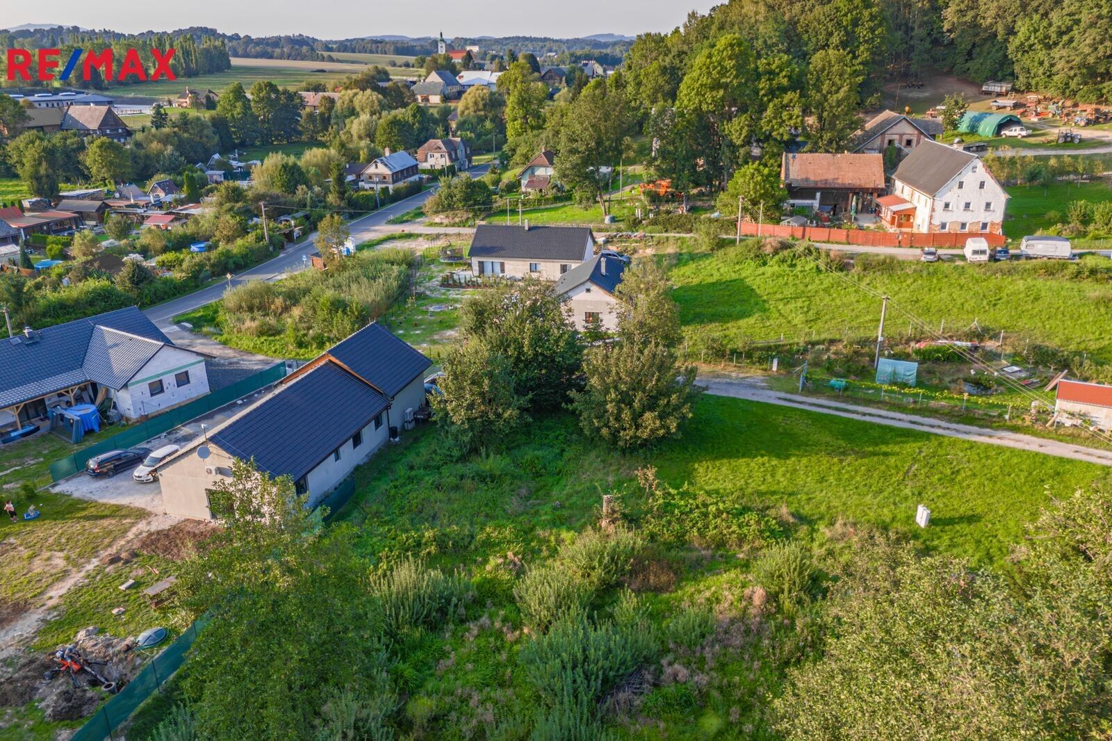 Prodej pozemek pro bydlení - Dubnice, 1 837 m²