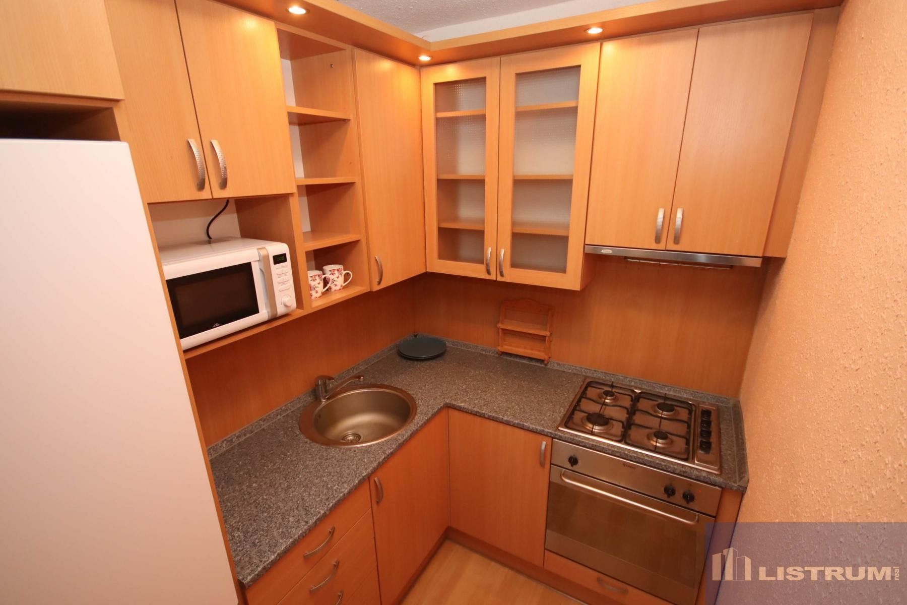 Pronájem byt 1+kk - Karla Havlíčka Borovského, Havířov, 27 m²