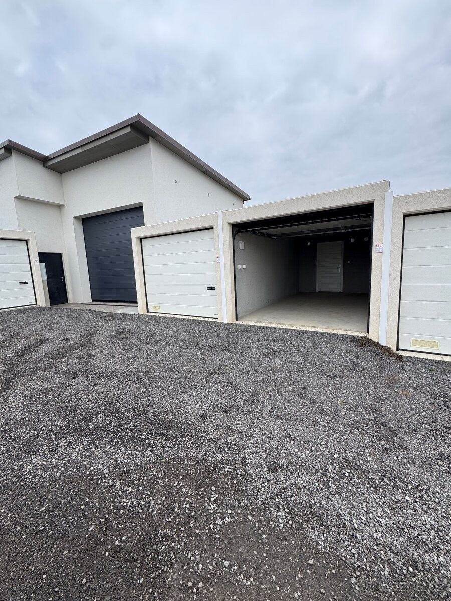 Garáže, Světlá nad Sázavou, 582 91