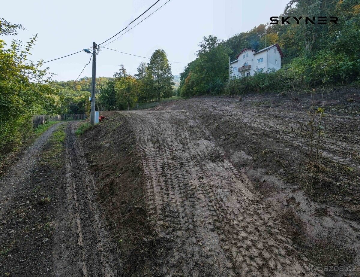 Prodej pozemek pro bydlení - Velké Březno, 403 23, 1 751 m²