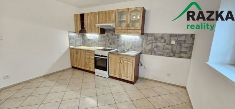 Pronájem byt 3+1 - Studánka, 102 m²