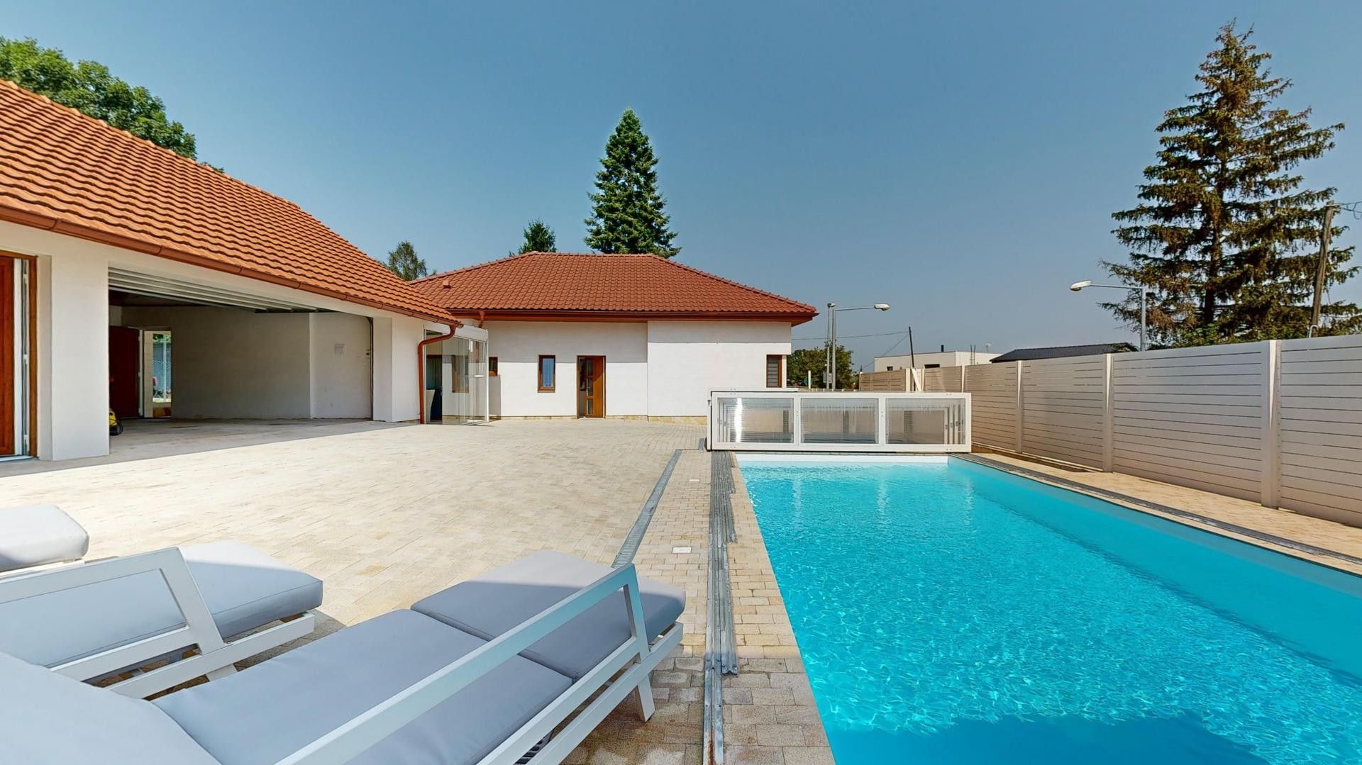 Rodinné domy, Žampiónová, Praha, 199 m²