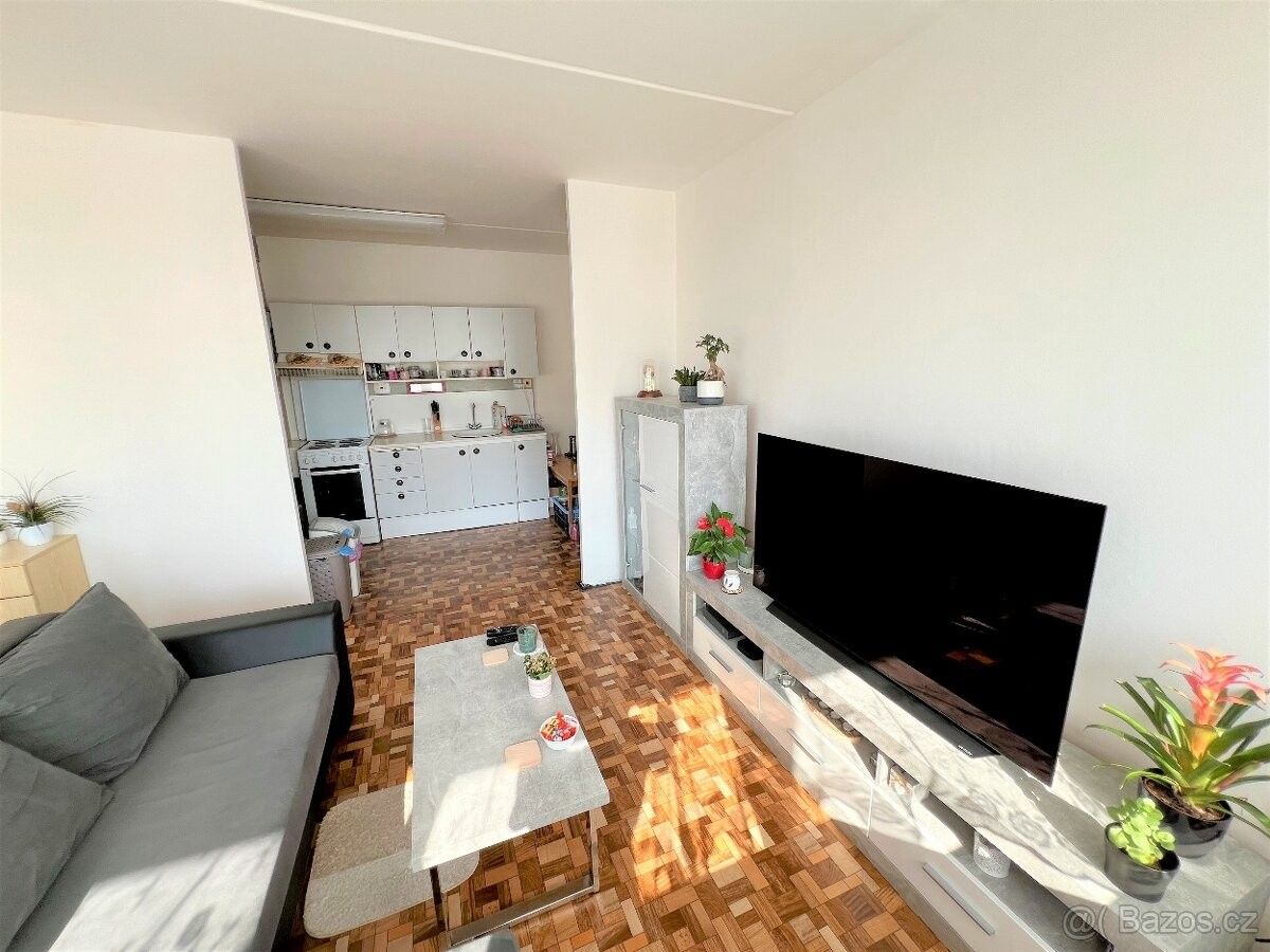 2+kk, Praha, 101 00, 54 m²