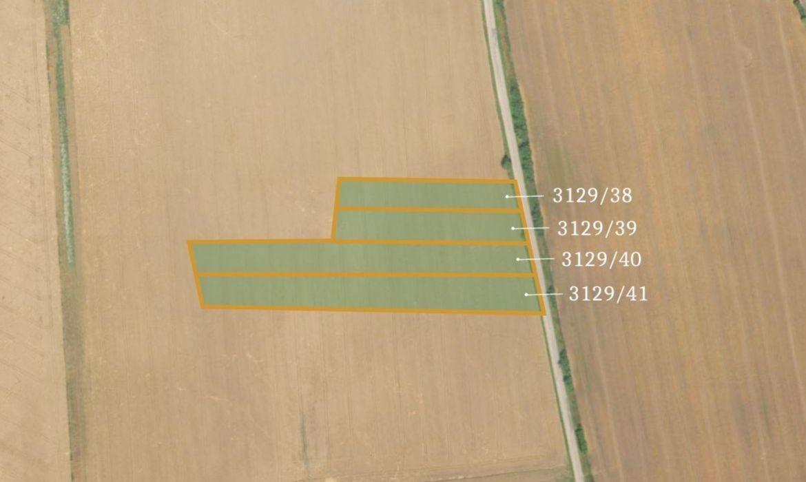 Zemědělské pozemky, Úštěk, 411 45, 18 002 m²