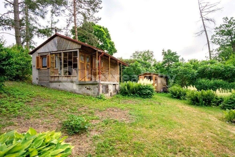 Pozemky pro bydlení, Chyňava, 644 m²