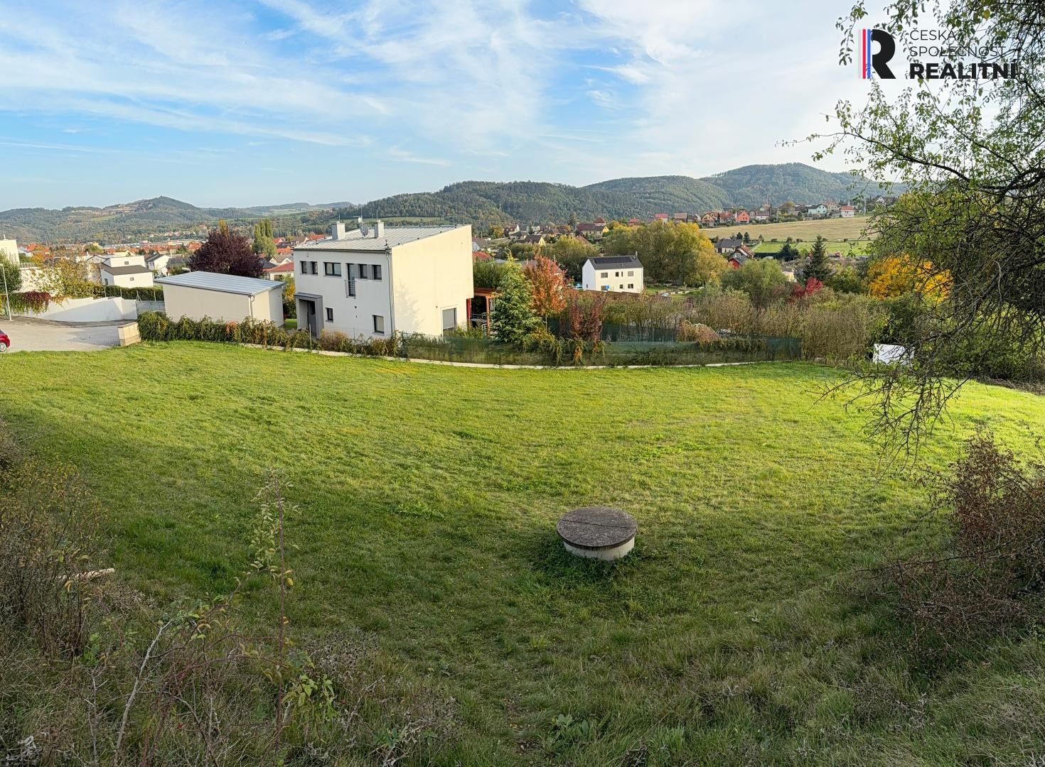 Pozemky pro bydlení, Na Skalce, Králův Dvůr, 1 689 m²