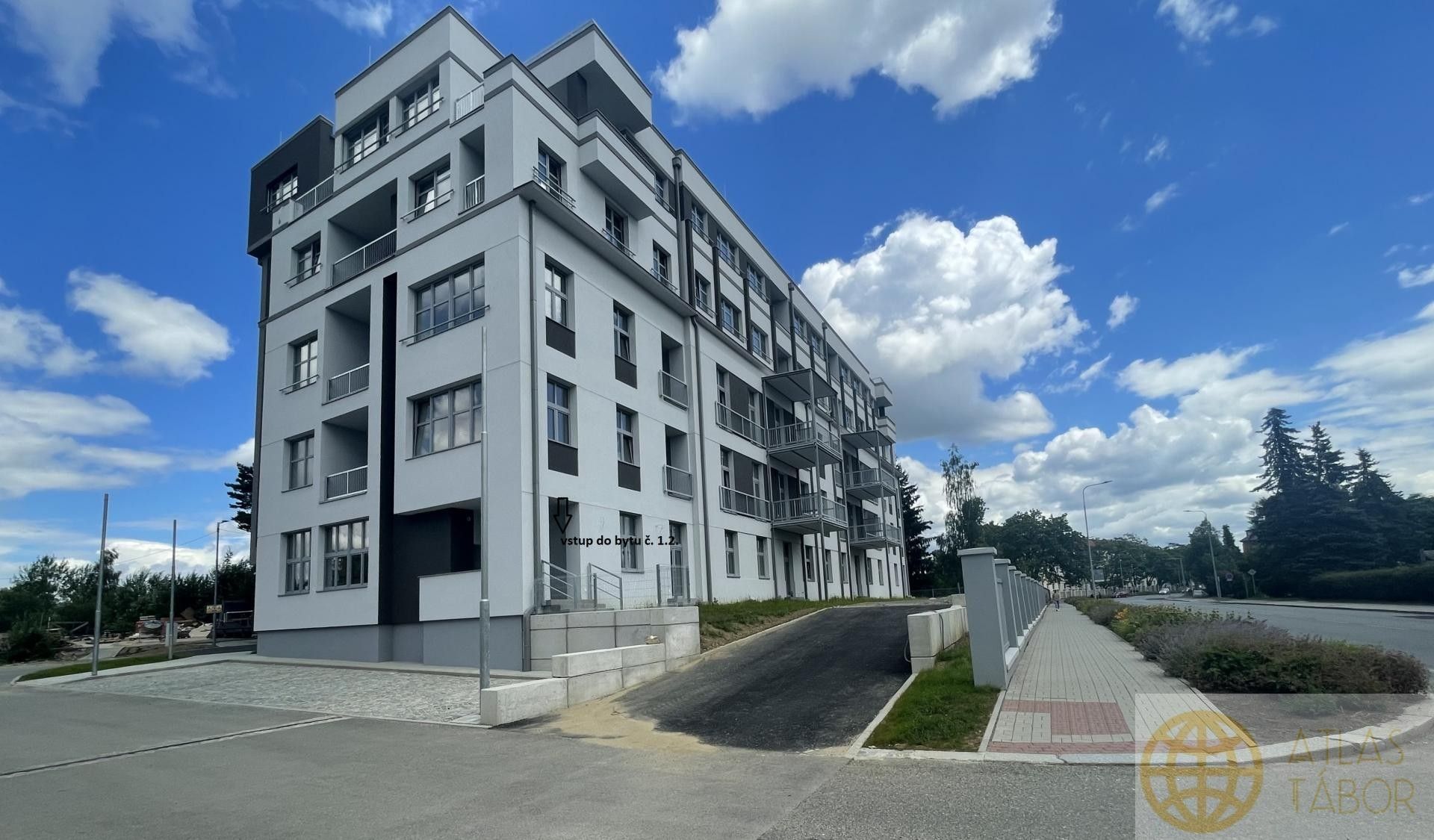 3+kk, Kpt. Jaroše, Tábor, 88 m²