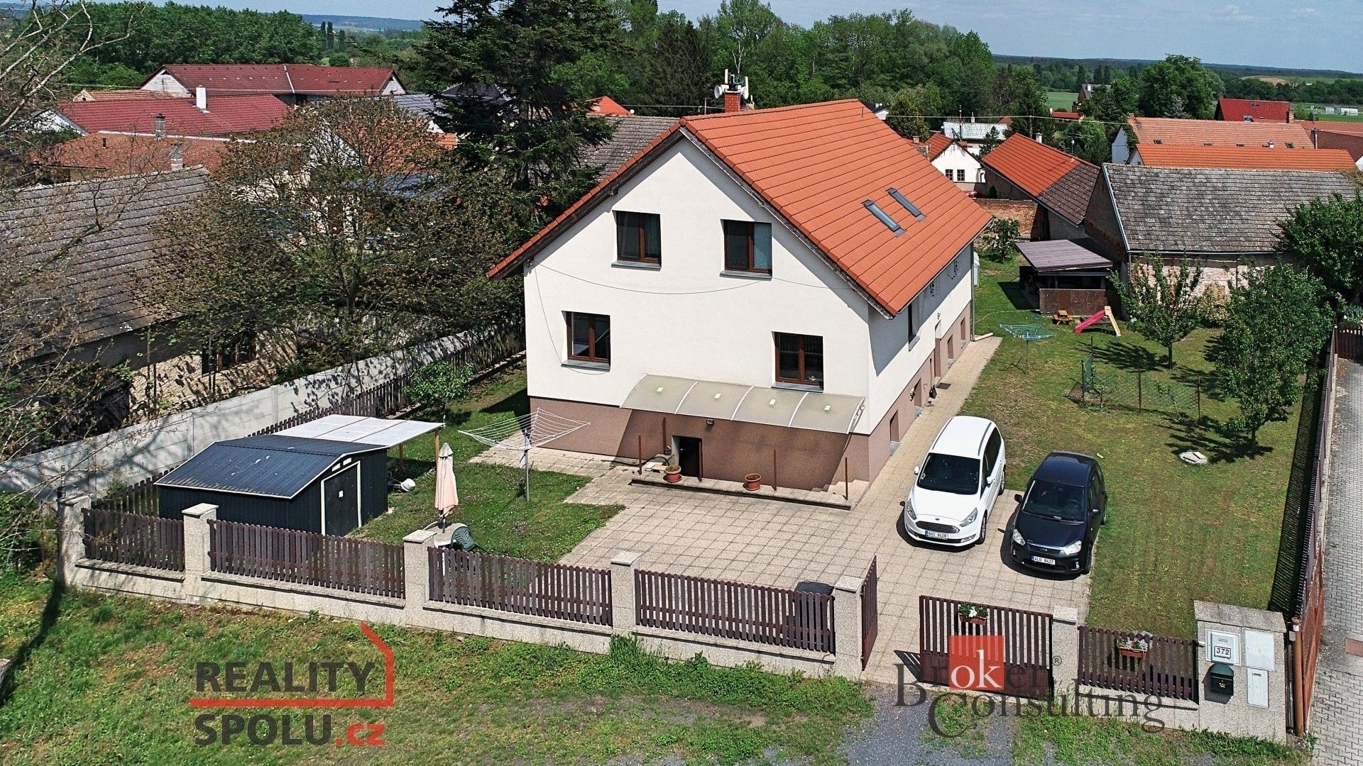 Rodinné domy, Martinov, Záryby, 408 m²
