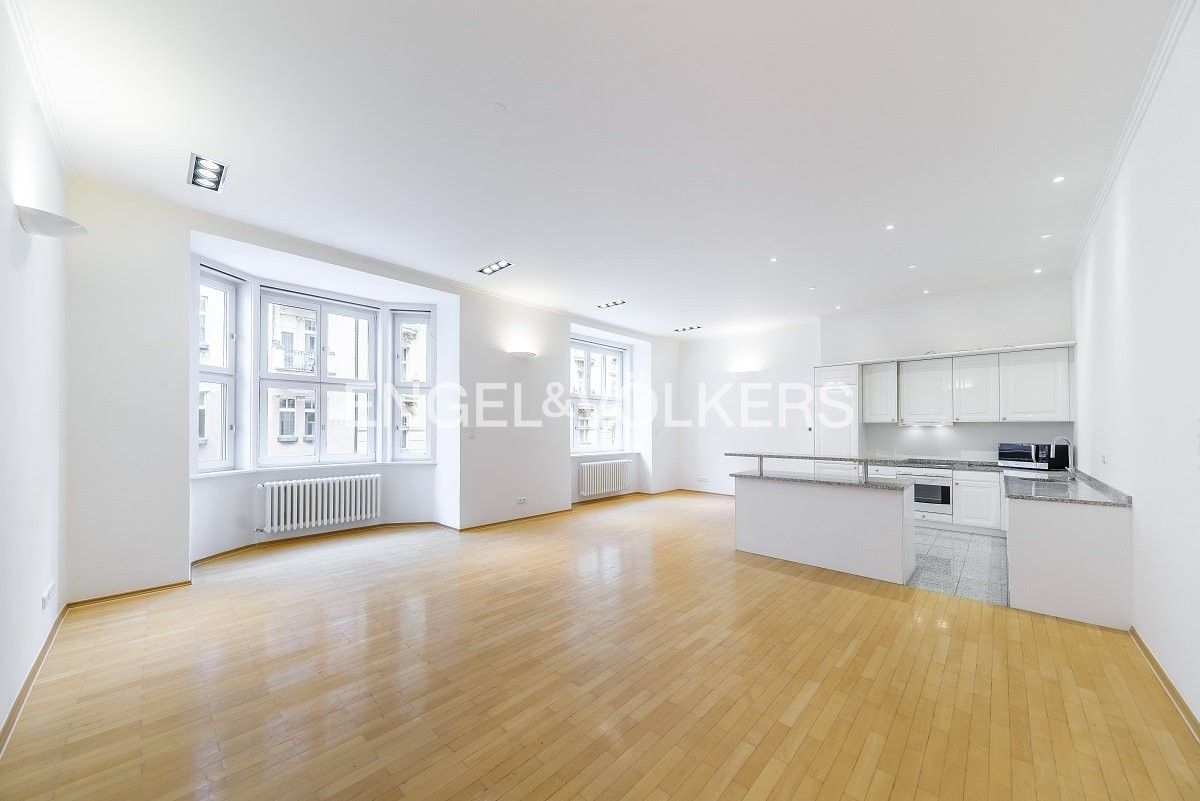 3+kk, Gorazdova, Praha, 114 m²