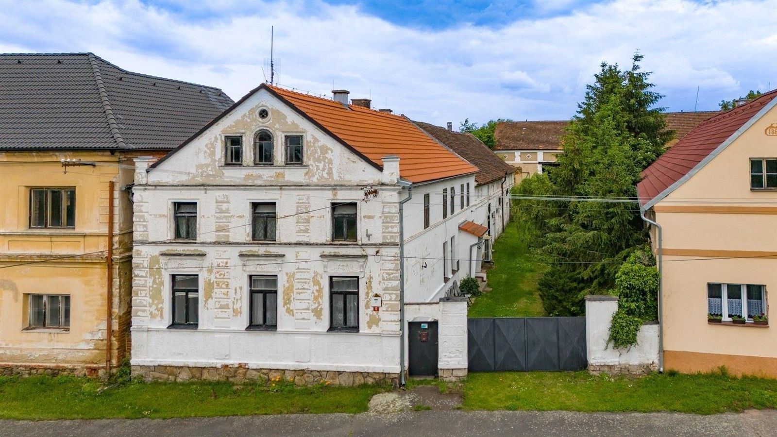 Ostatní, Semněvice, 267 m²