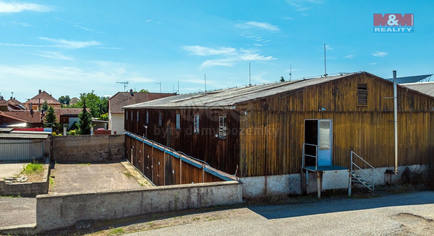 Sklady, Kozelkova, Chlumec nad Cidlinou, 770 m²