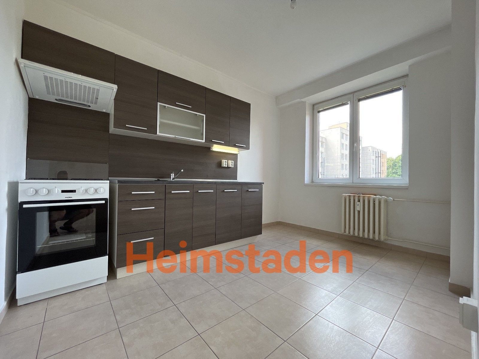 Pronájem byt 1+kk - Dlouhá třída, Havířov, 39 m²