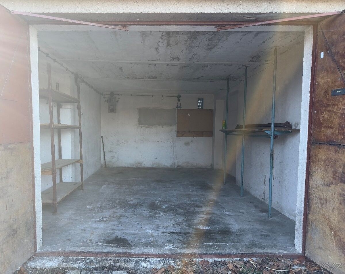 Garáže, Jablonec nad Nisou, 468 01