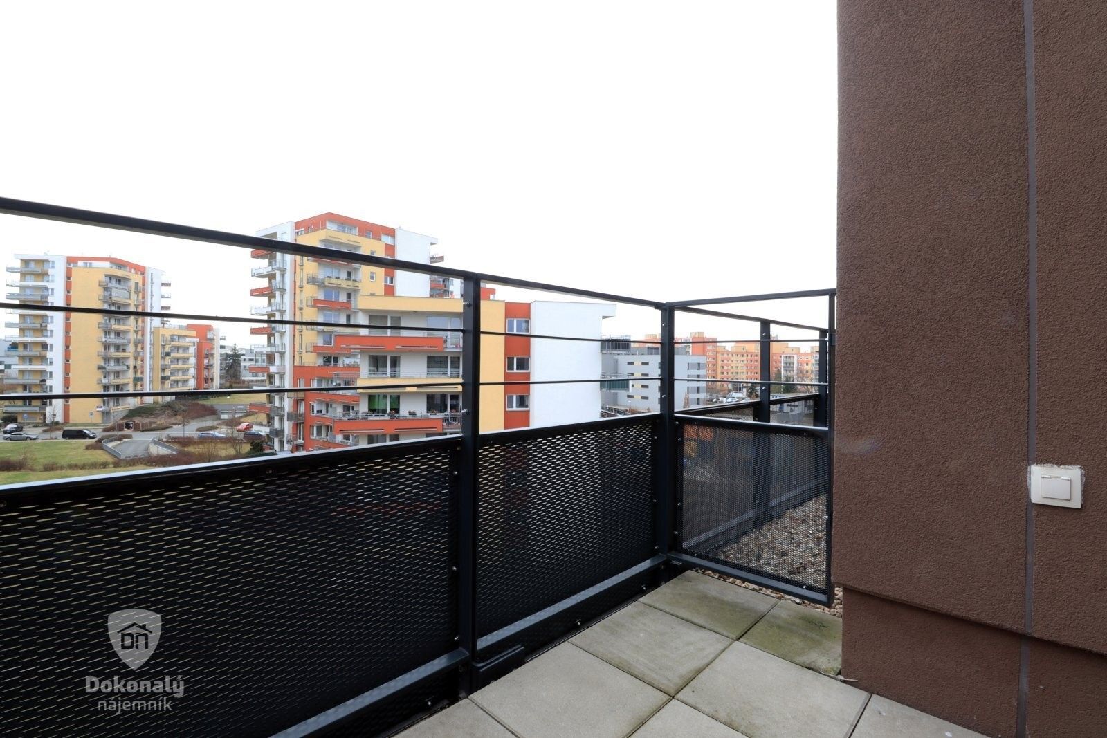 Pronájem byt 1+kk - Škrábkových, Praha, 34 m²