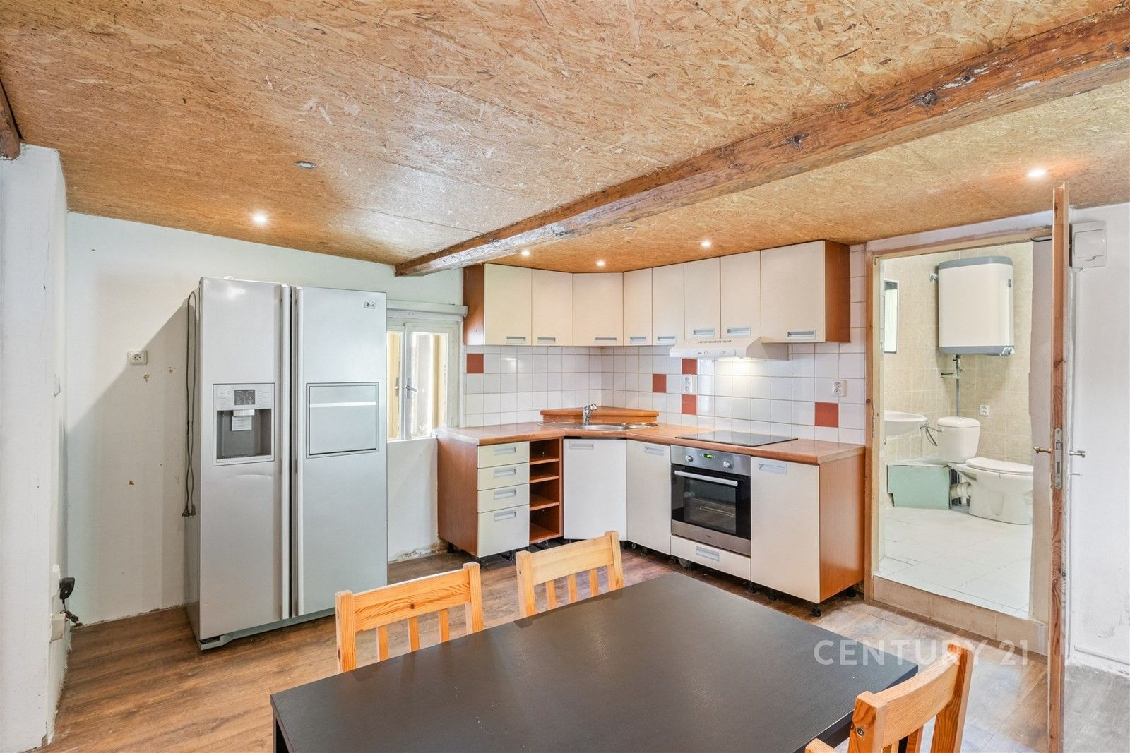 Chaty, V Hamburku, Nižbor, 87 m²