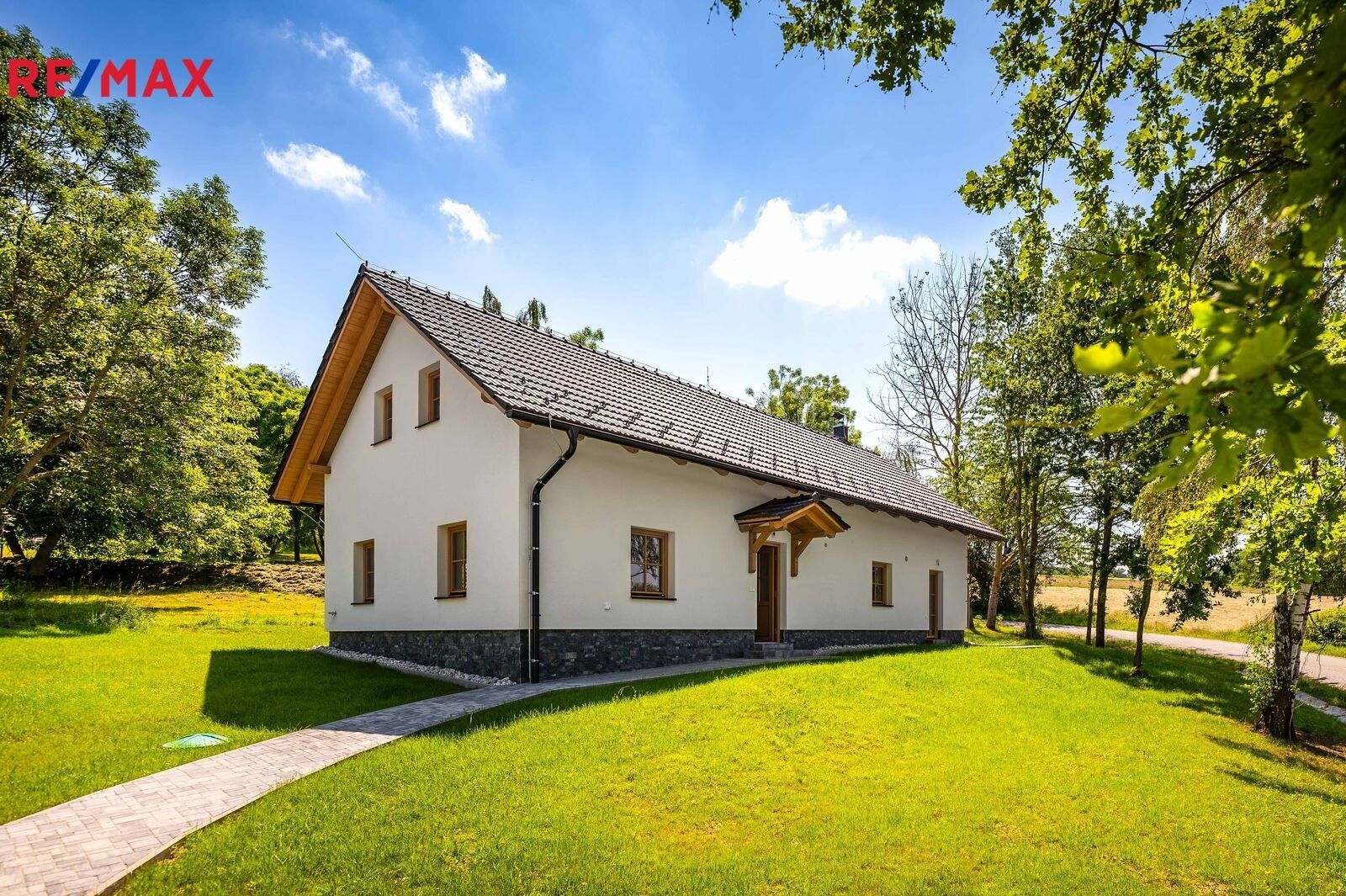 Prodej dům - Čestice, 182 m²