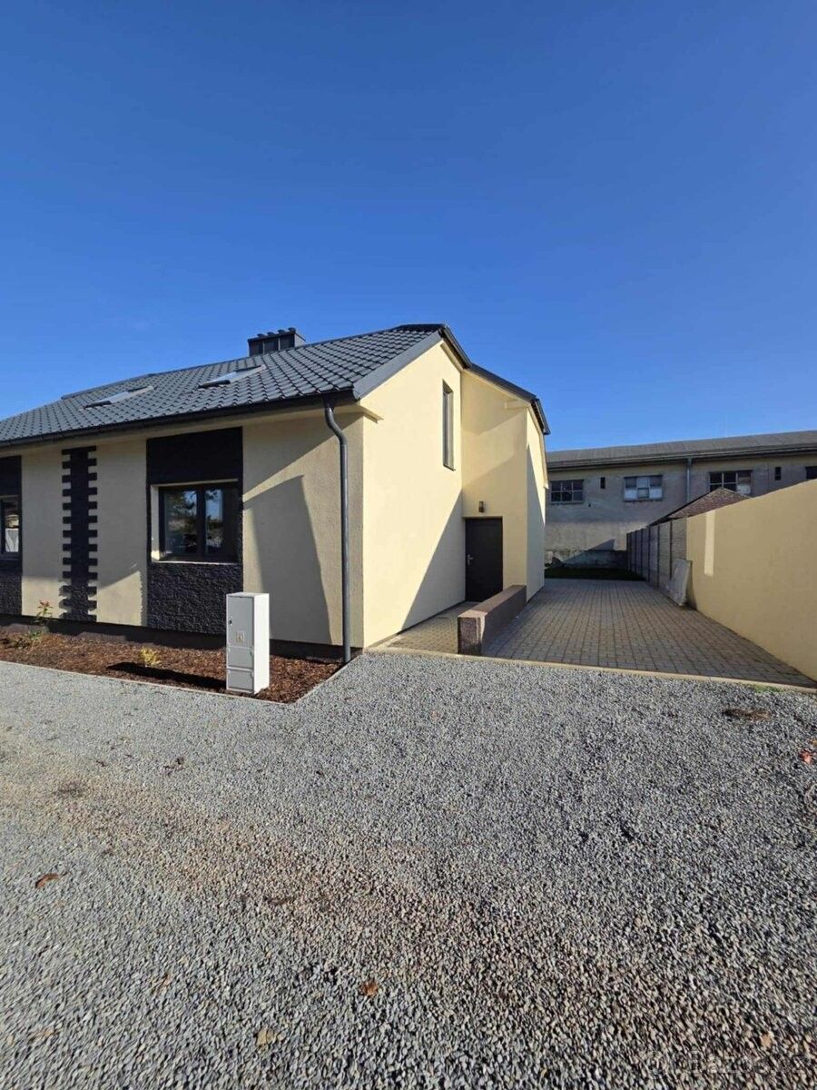 Rodinné domy, Kokory, 751 05