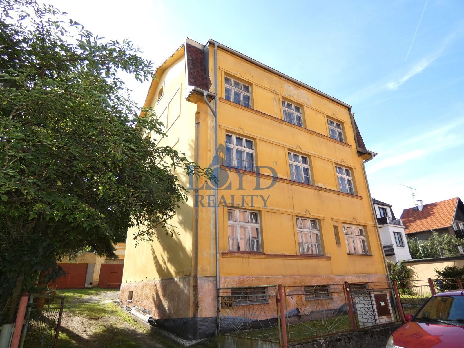 Prodej dům - Májová, Dalovice, 442 m²