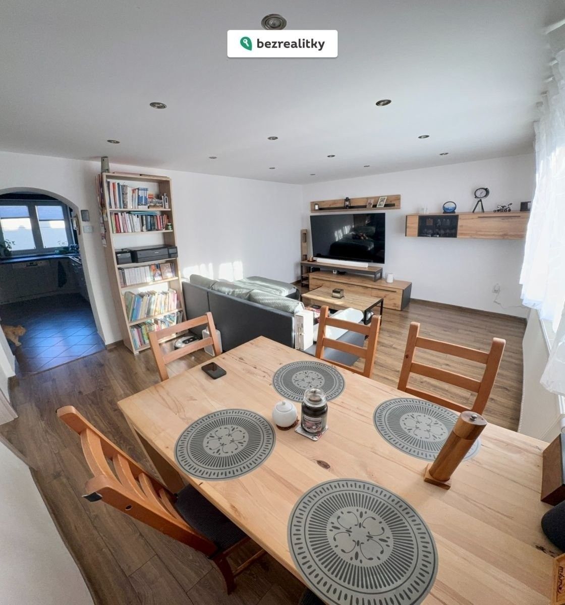 3+1, Sídl. Beskydské, Frenštát pod Radhoštěm, 74 m²