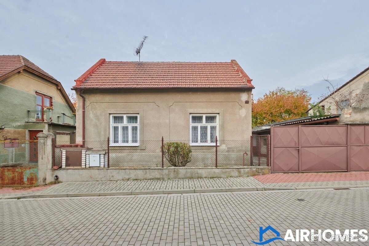 Rodinné domy, Úžice u Kralup nad Vltavou, 277 45