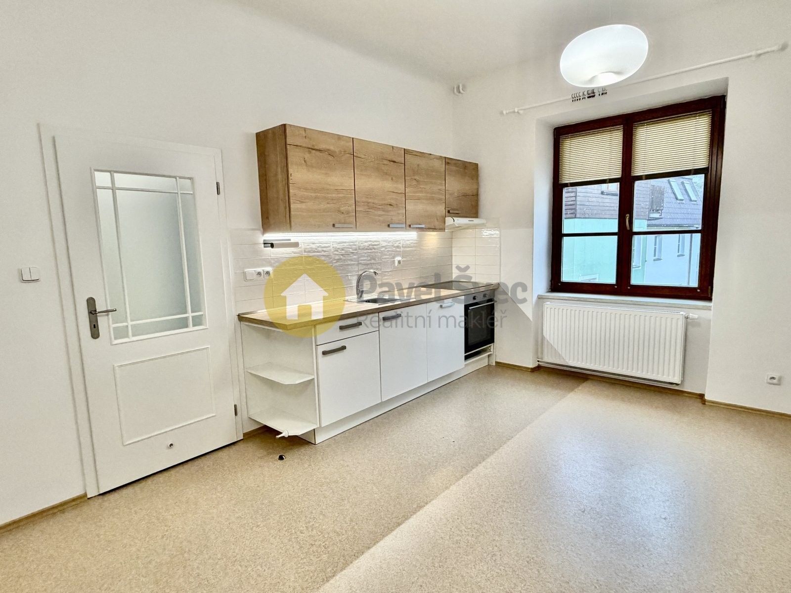 2+kk, Velké náměstí, Strakonice, 60 m²