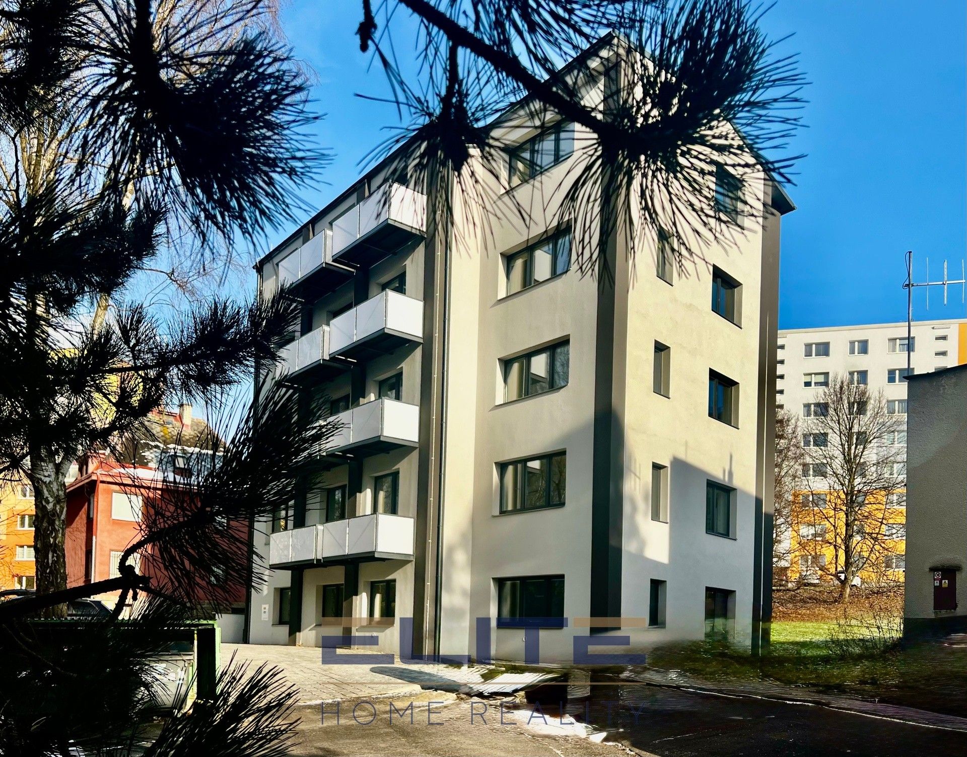1+1, Mládí, Jablonec nad Nisou, 35 m²