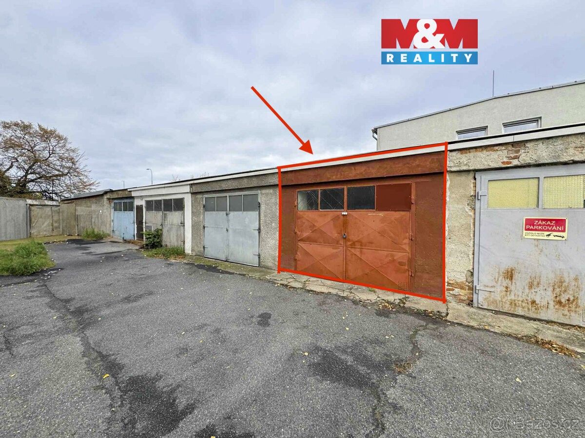 Garáže, Praha, 196 00