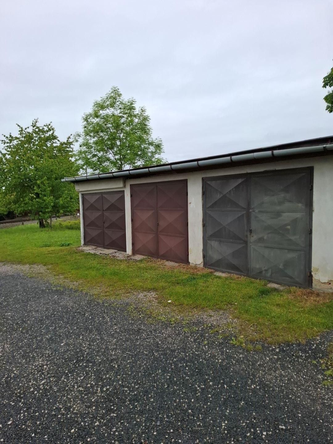 Garáže, Husova, Kopřivnice, 19 m²