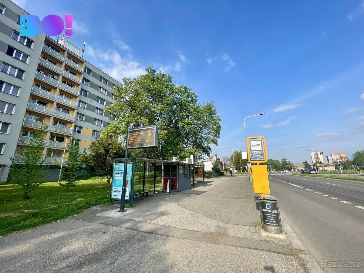 Prodej obchodní prostory - Karviná, 733 01, 8 m²