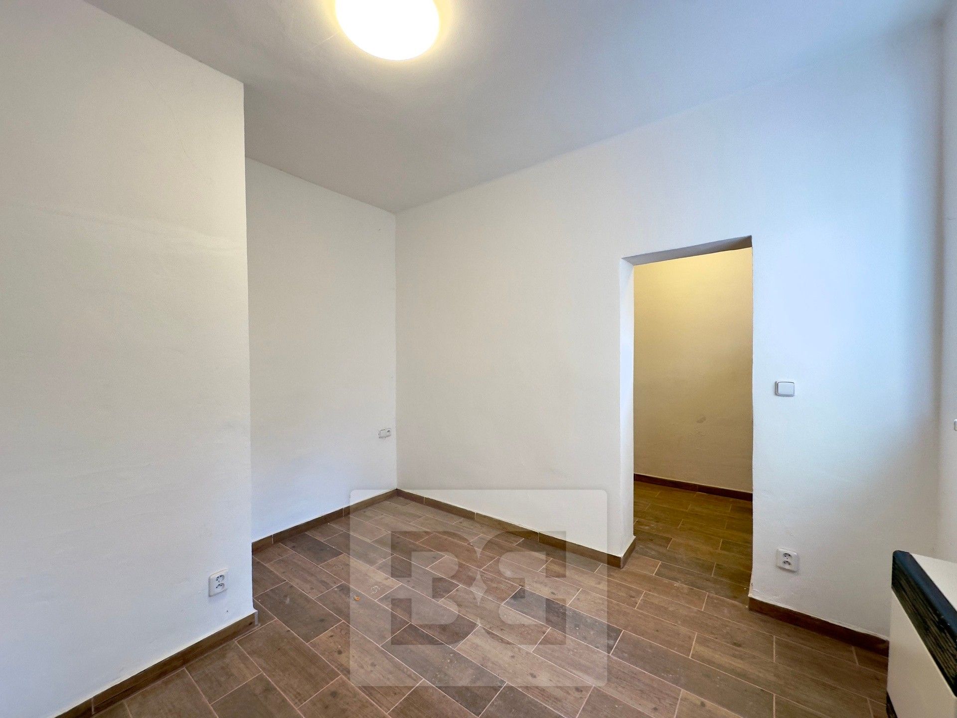 1+kk, Na Úpatí, Děčín, 27 m²