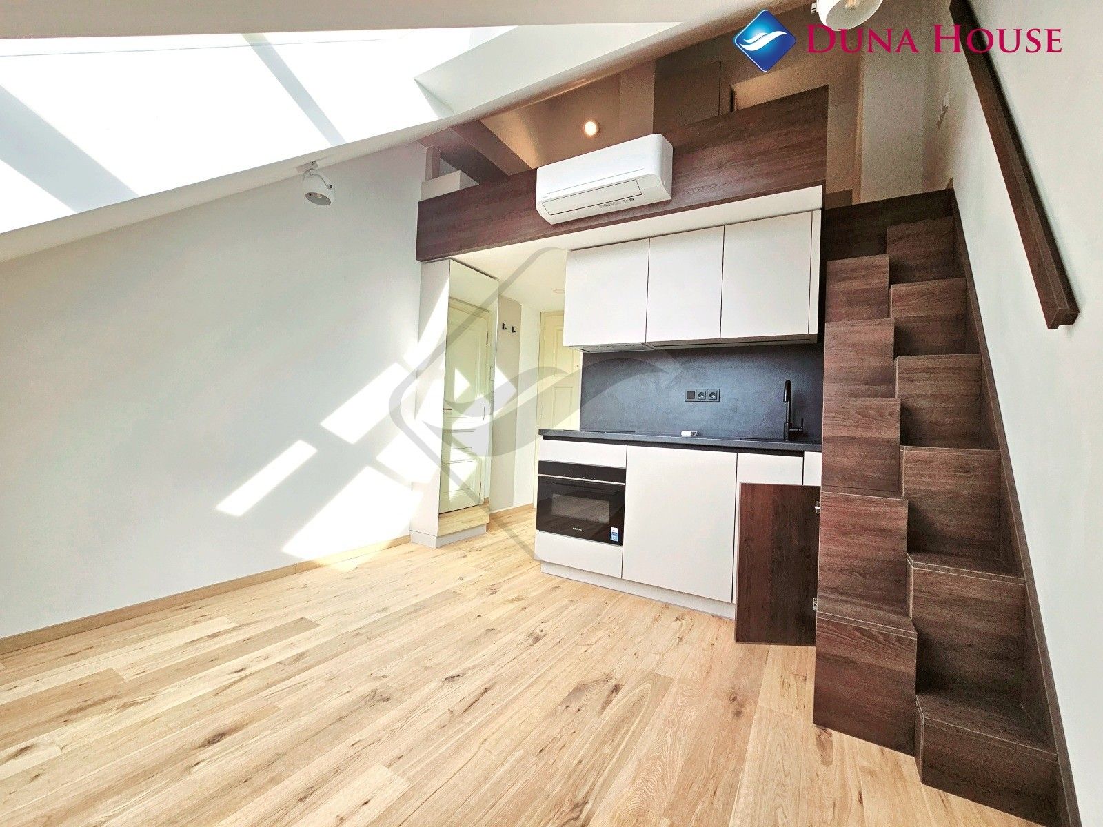 Prodej byt 1+kk - Studentská, Praha, 28 m²