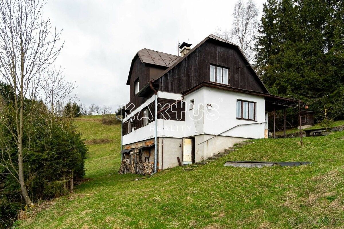 Chaty, Slovensko, 987 65, 459 m²