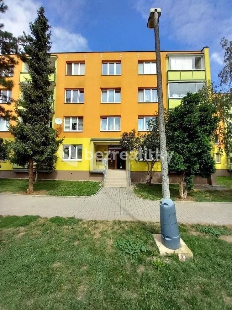 1+kk, Jiráskovo náměstí, Postoloprty, 20 m²