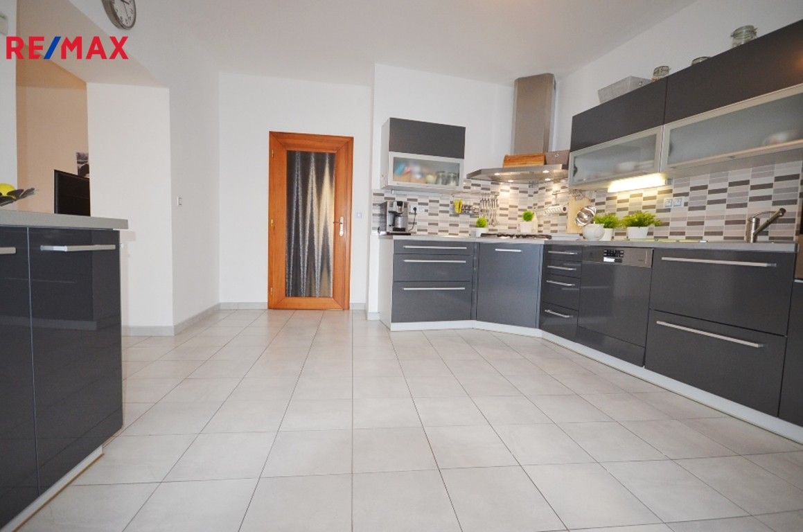 Rodinné domy, Vinařického, Slaný, 200 m²