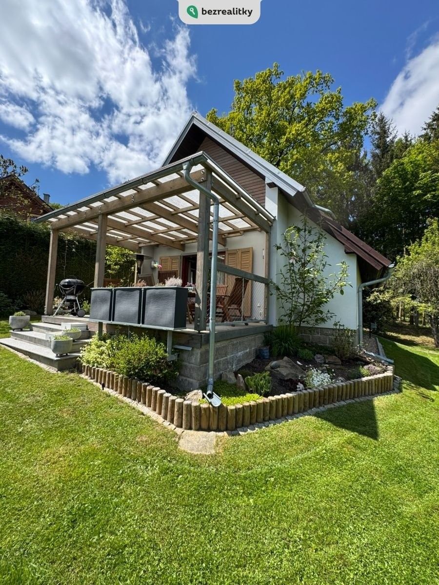 Chaty, Kamenná Lhota, Borotín, 72 m²