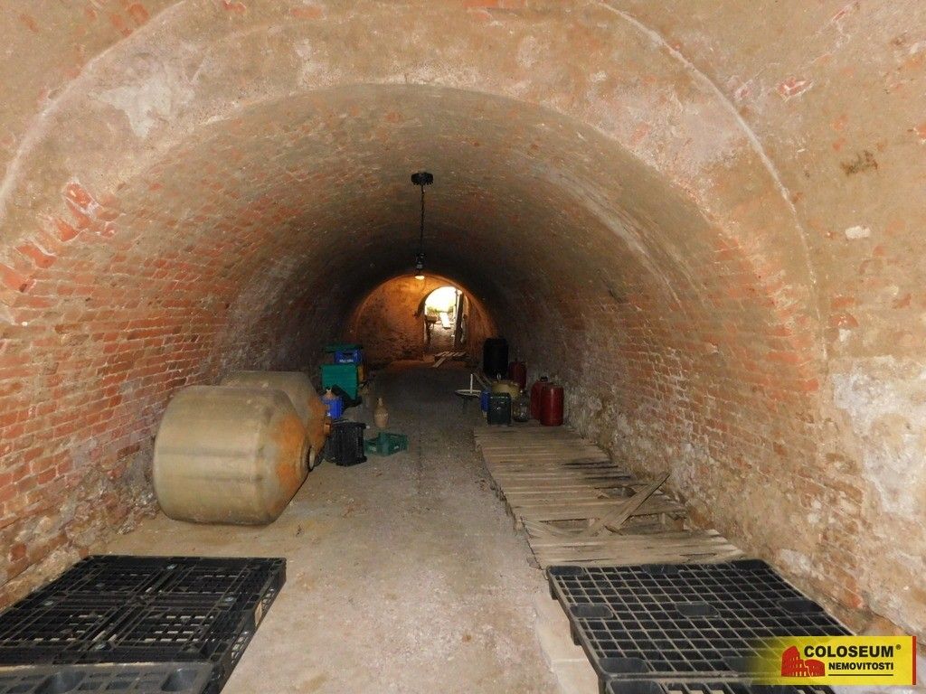 Ostatní, Miroslav, 60 m²