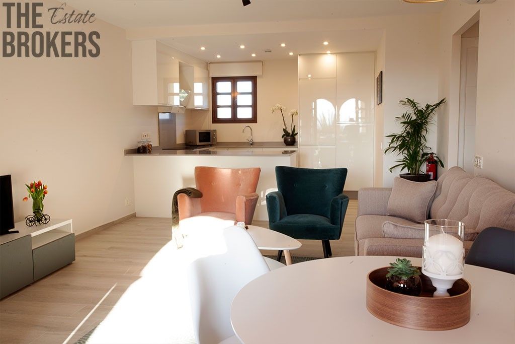 Byty, 987 66, Zahraničí