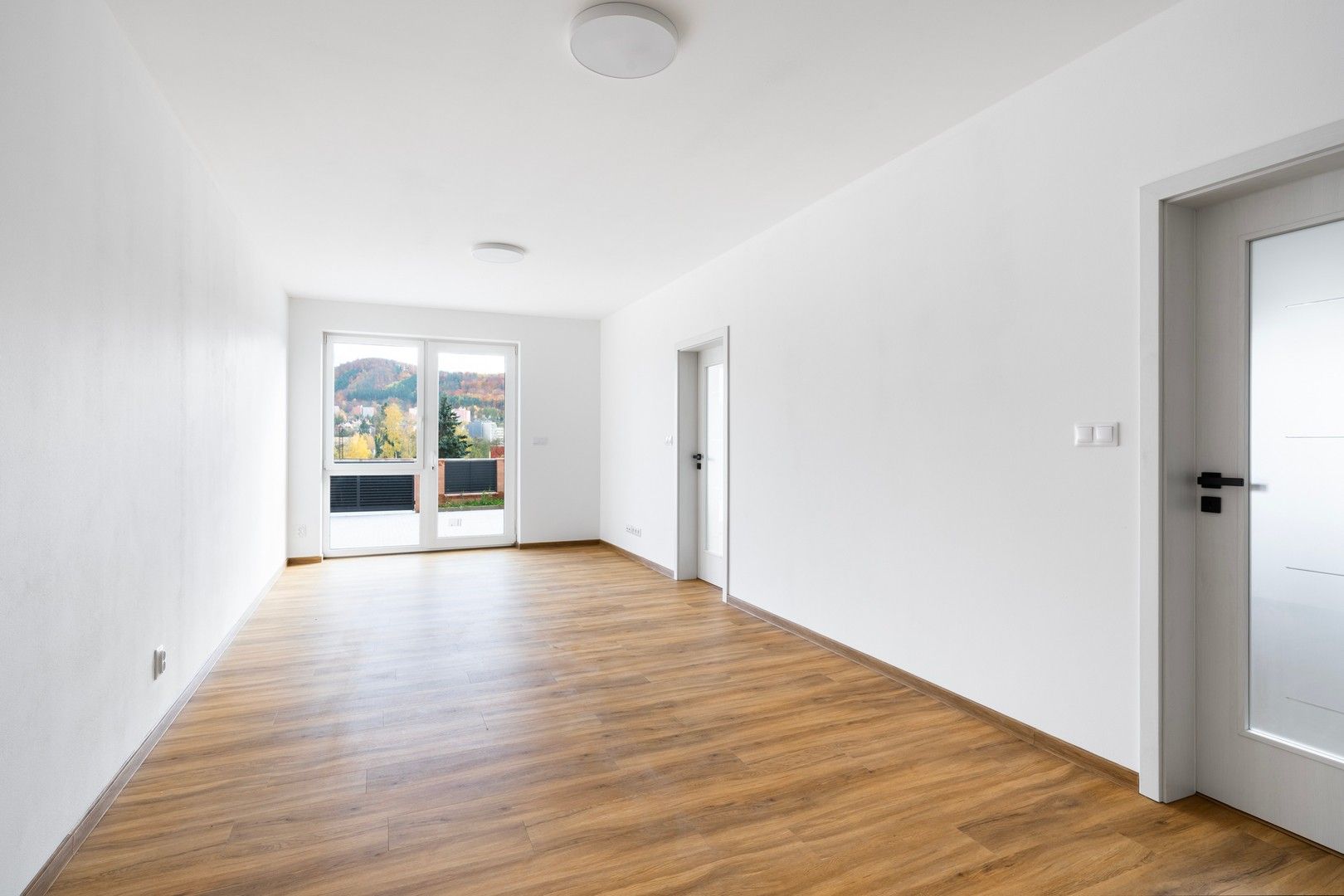 3+kk, U Trati, Karlovy Vary, 87 m²