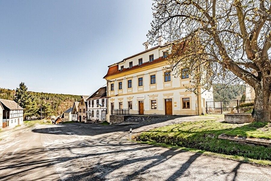 Prodej rodinný dům - Manětín, 331 62