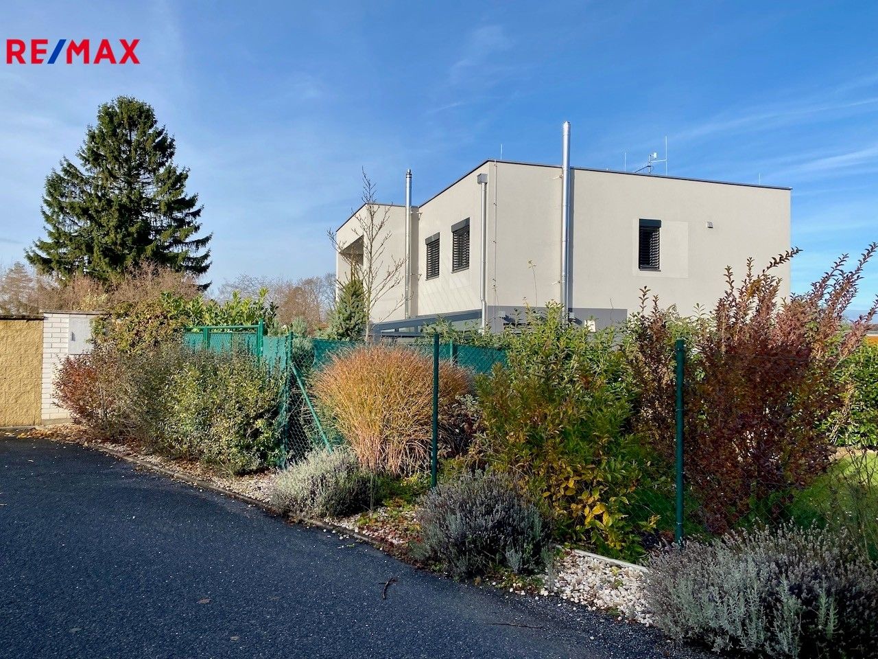 Rodinné domy, Na Kopci, Mukařov, 103 m²