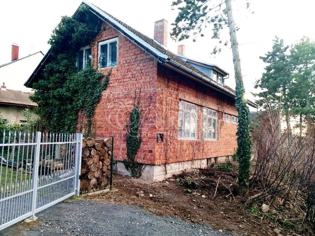 Prodej rodinný dům - K Břežanům, Dolní Břežany, 204 m²