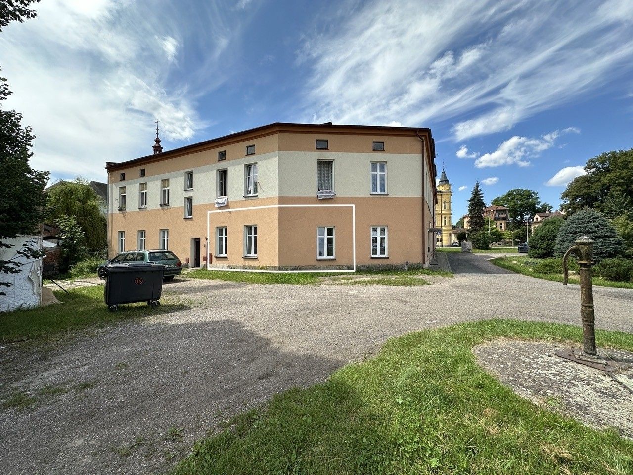 1+1, Dobrovského, Dvůr Králové nad Labem, 60 m²