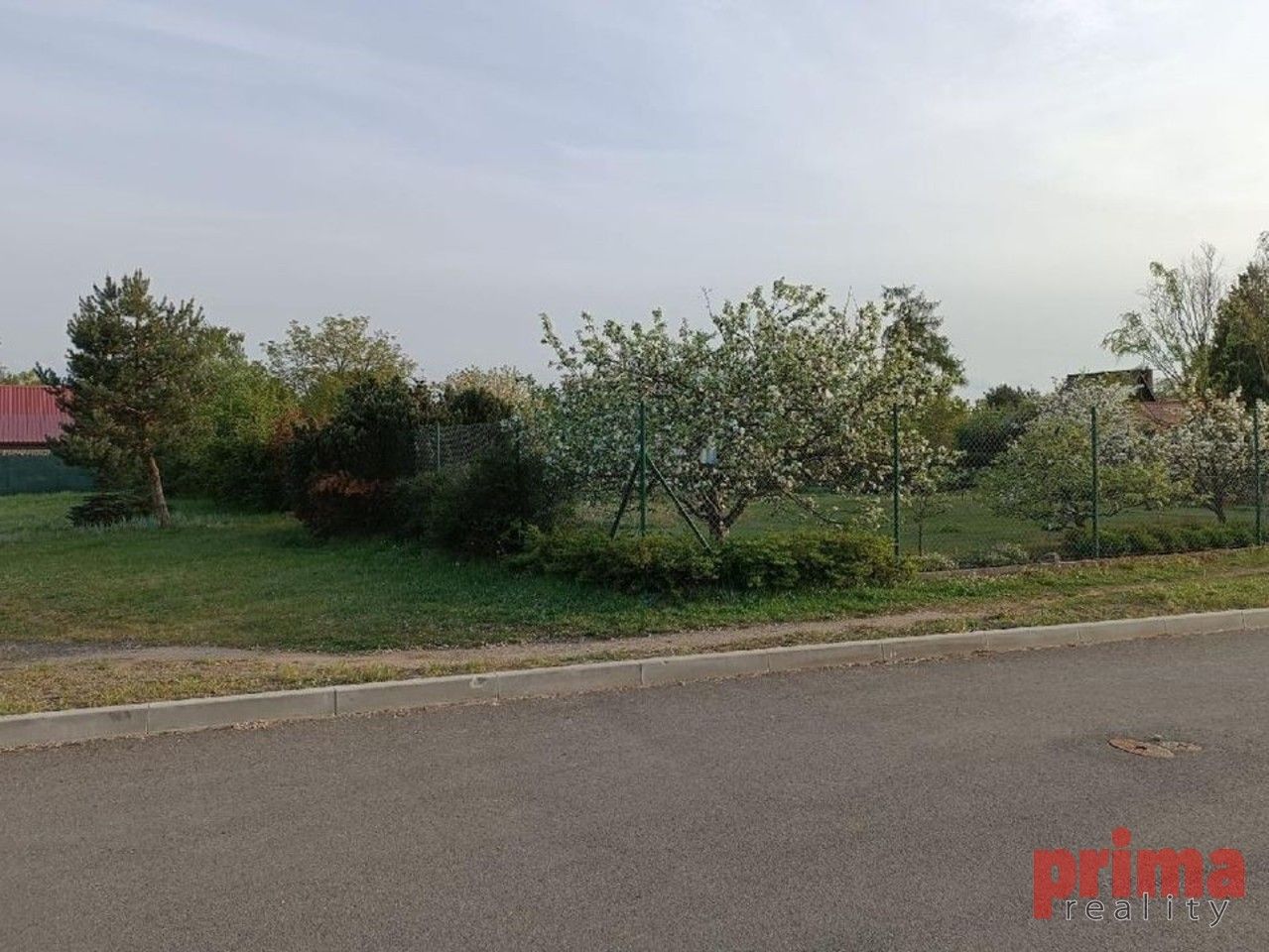 Prodej pozemek pro bydlení - Mlékojedy, 729 m²