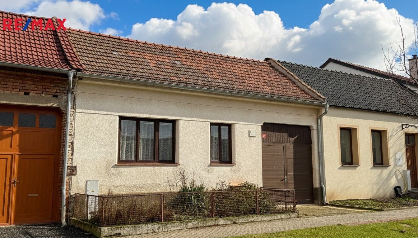 Rodinné domy, Dolní, Moravská Nová Ves, 215 m²
